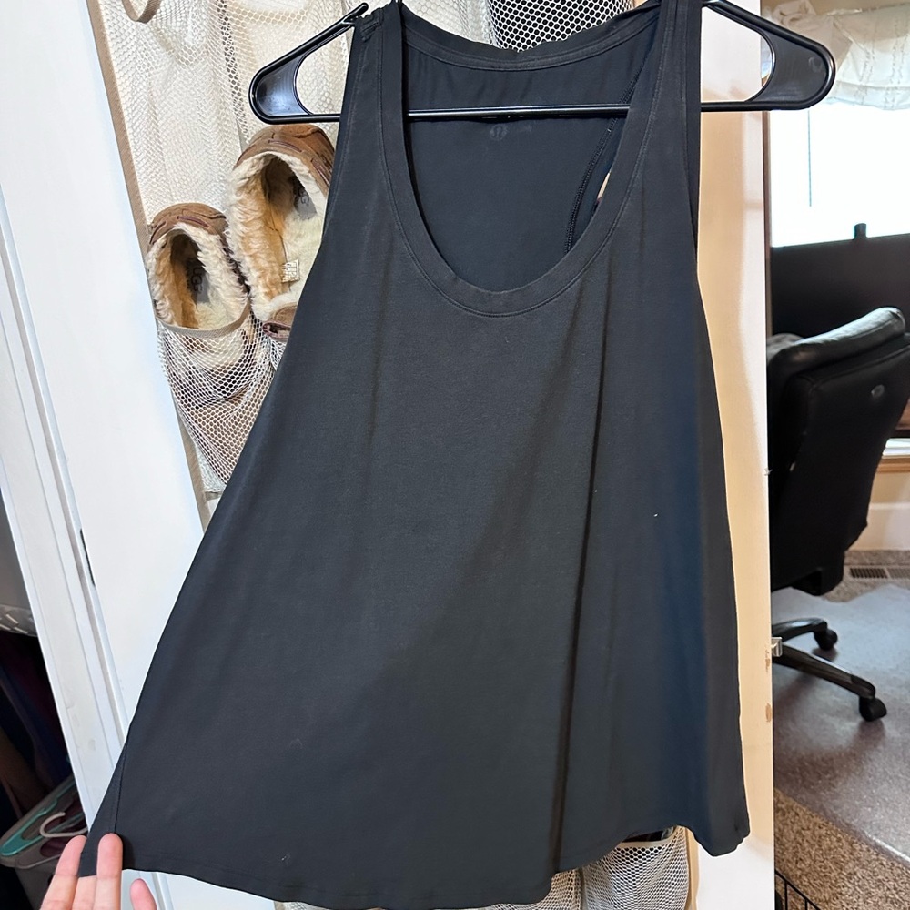 Lululemon Love tank 10